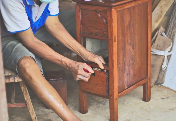 Wood Furniture Repair Service
