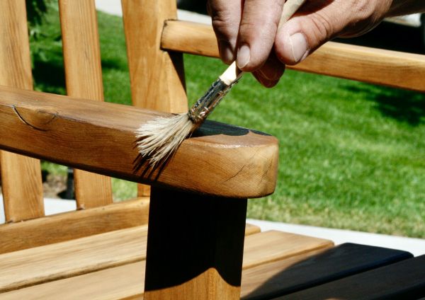 Outdoor Furniture Staining